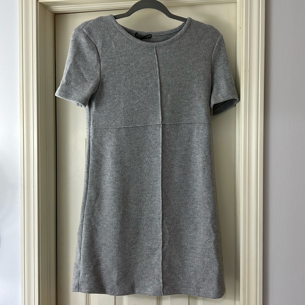 *NEW WITH TAGS* Zara Dress